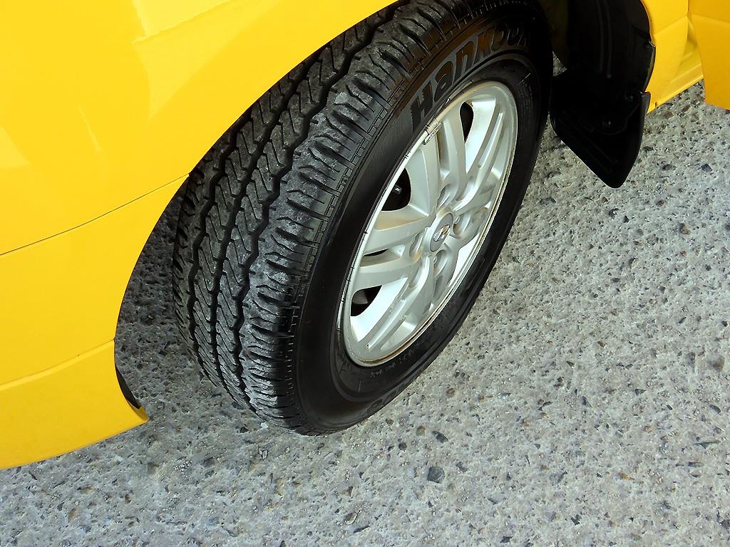 HYUNDAI Starex 2016 Amarillo - Importación desde Corea - HF Imports Iquique - Foto 20