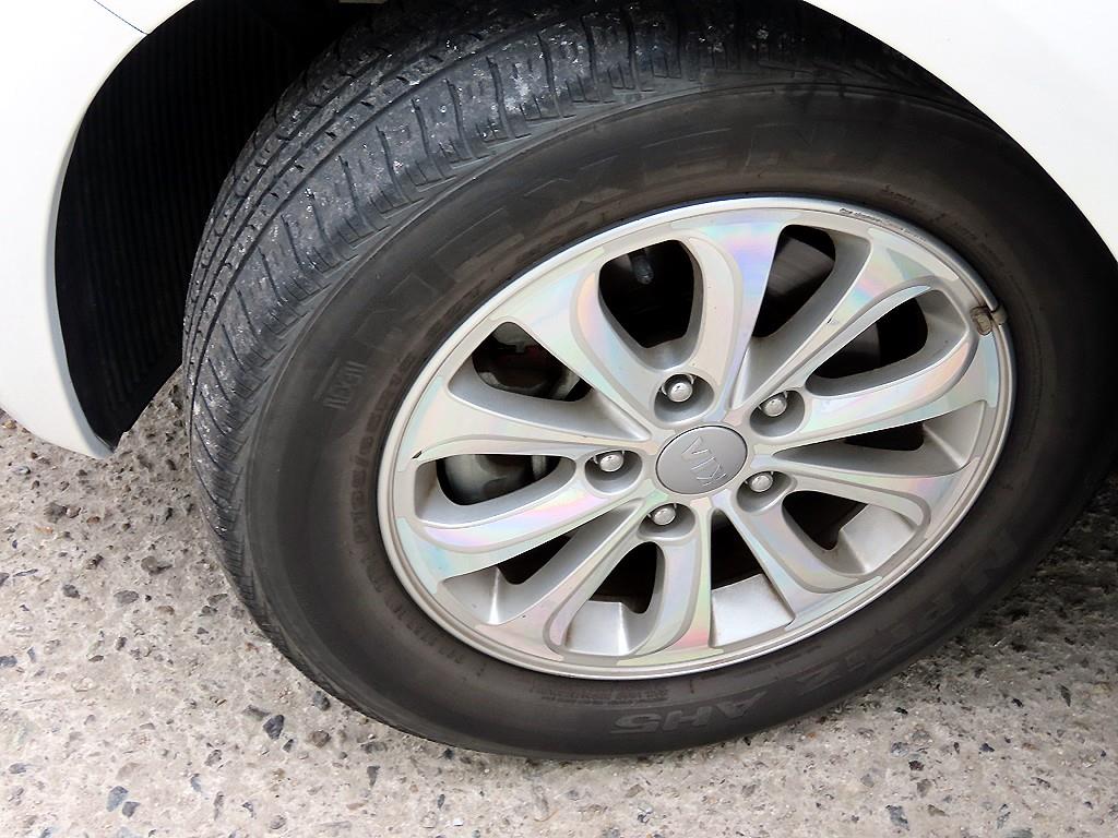 KIA K3 2013 Blanco - Importación desde Corea - HF Imports Iquique - Foto 18