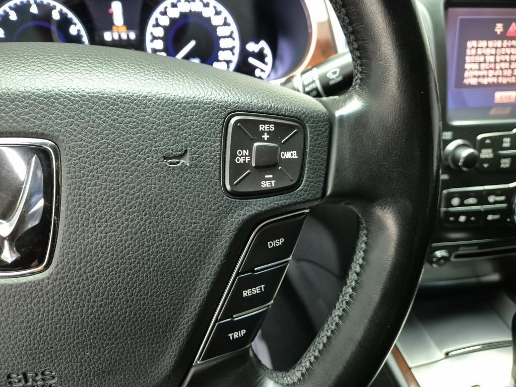 HYUNDAI Equus 2010 Negro - Importación desde Corea - HF Imports Iquique - Foto 13