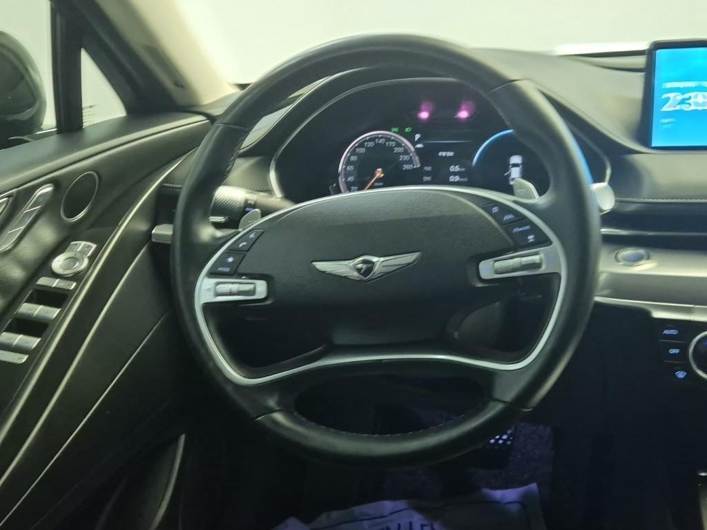 Genesis G80 - Vista 6