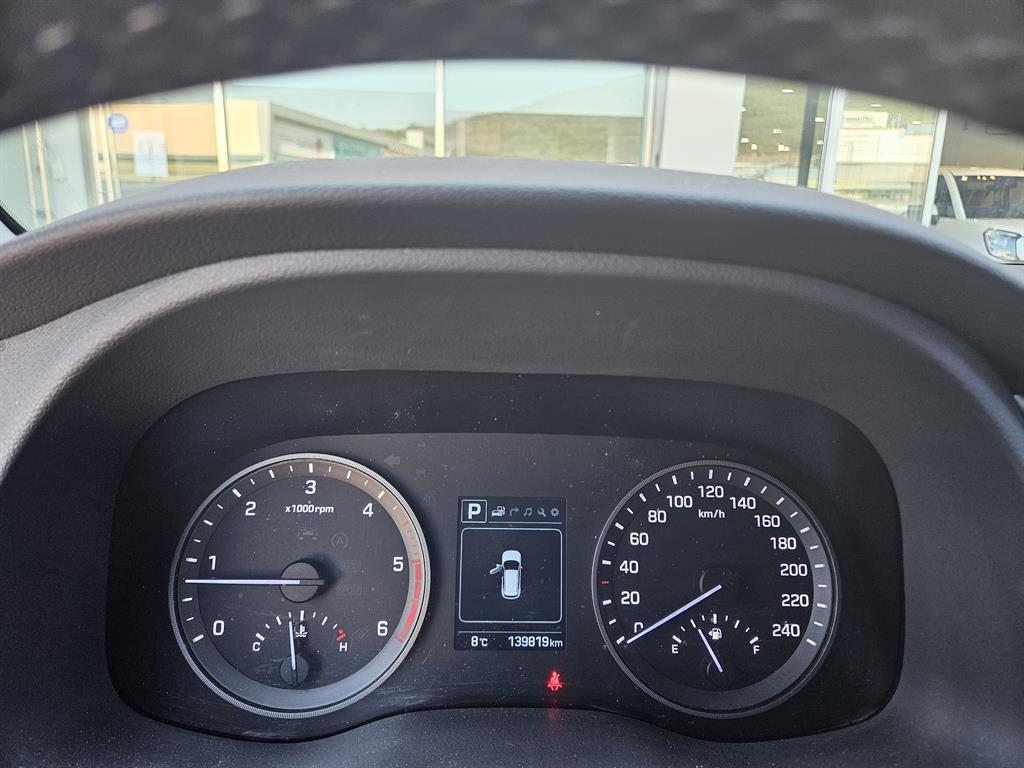 HYUNDAI Tucson - Vista 5