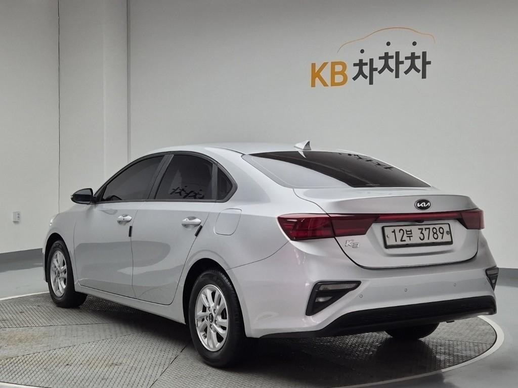 KIA K3 - Vista 2