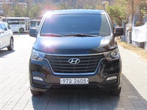 HYUNDAI Starex - Vista 2