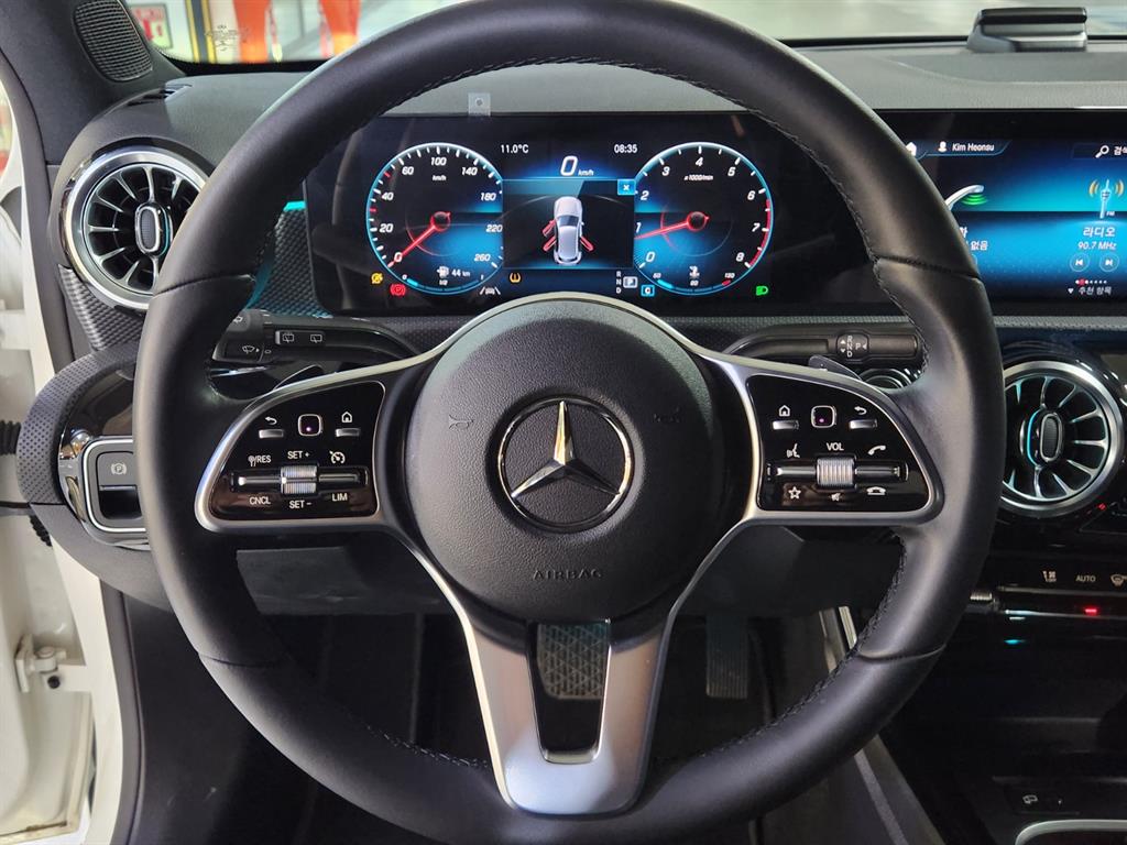 Mercedes Benz A Class - Vista 8