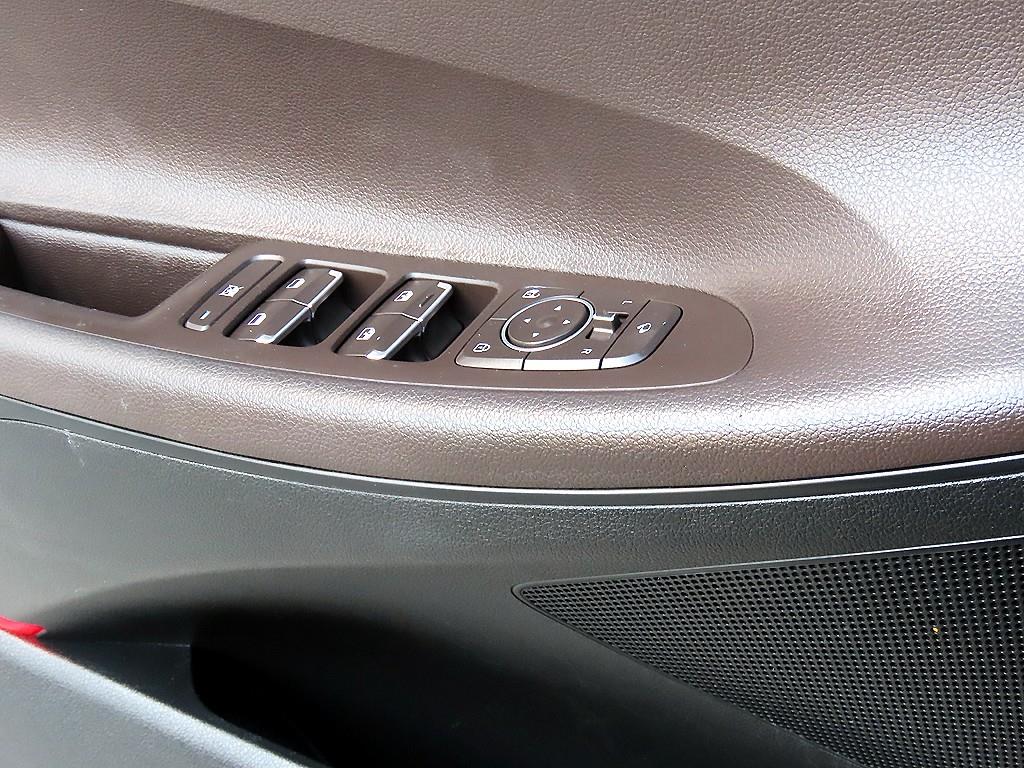 HYUNDAI Grandeur - Vista 11