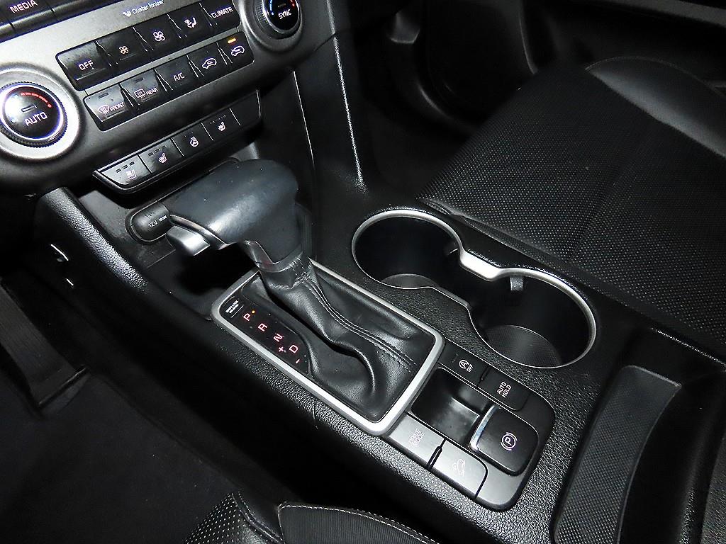 KIA Sportage - Vista 12