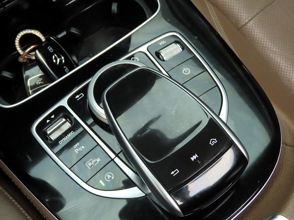 Mercedes Benz E class - Vista 11