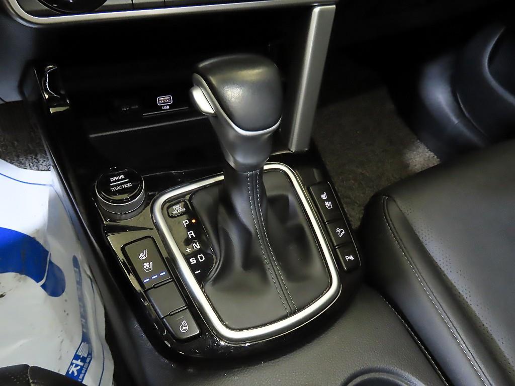 KIA Seltos - Vista 12