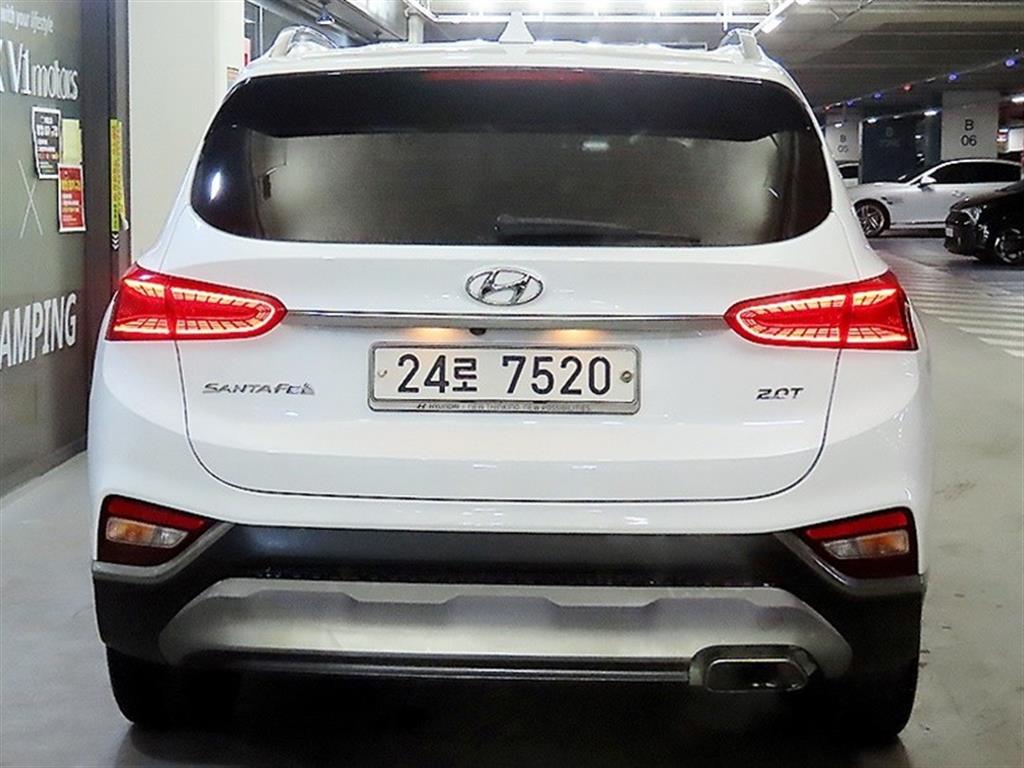 HYUNDAI Santa Fe - Vista 5