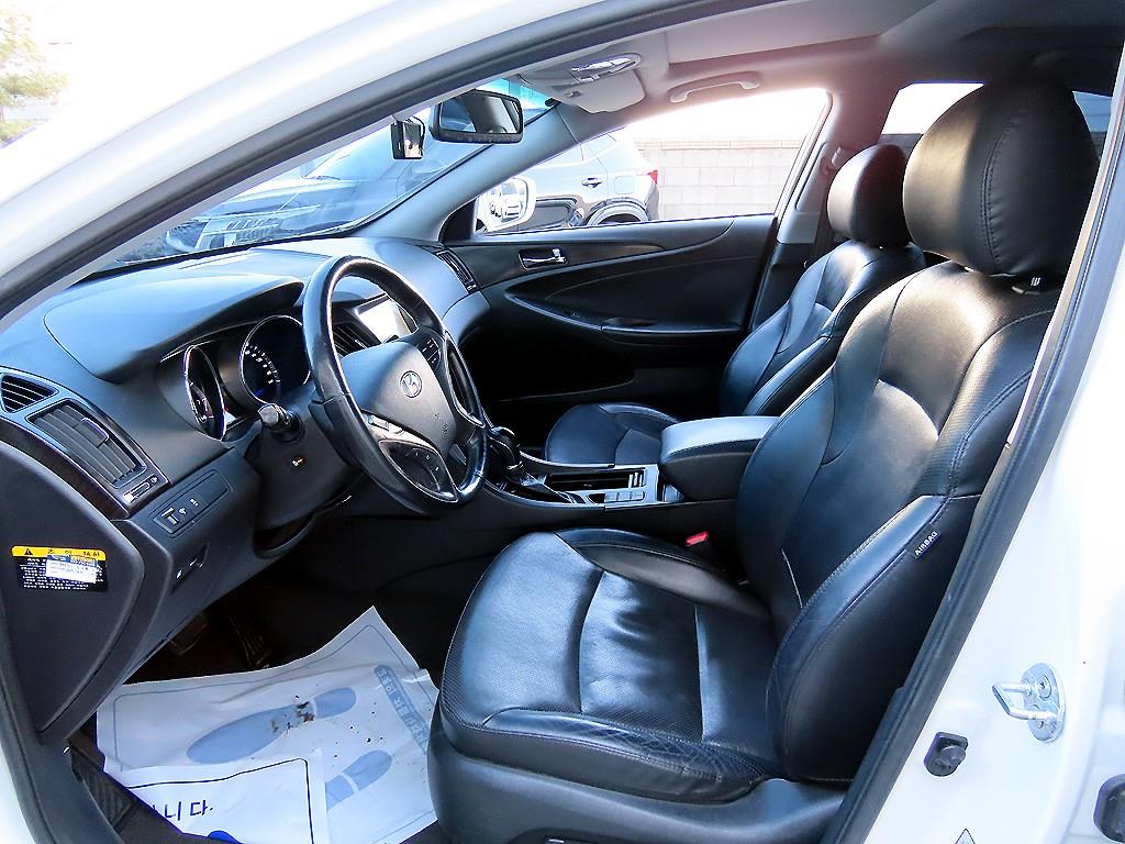 HYUNDAI Sonata - Vista 5