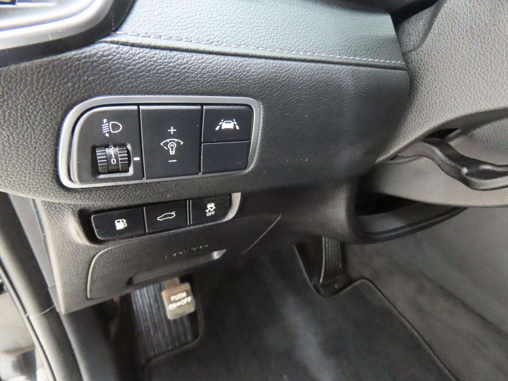 HYUNDAI Grandeur - Vista 10