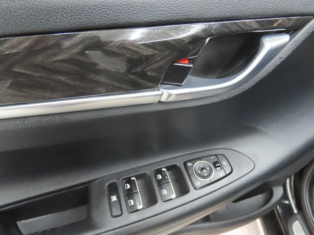 HYUNDAI Grandeur - Vista 9