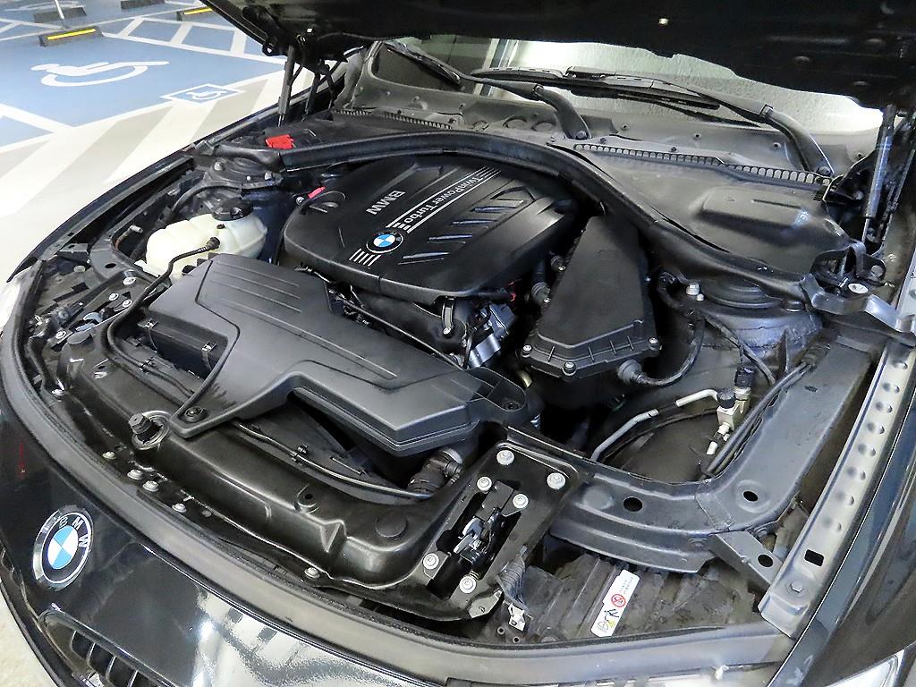 BMW 3 series 2013 Negro - Importación desde Corea - HF Imports Iquique - Foto 19