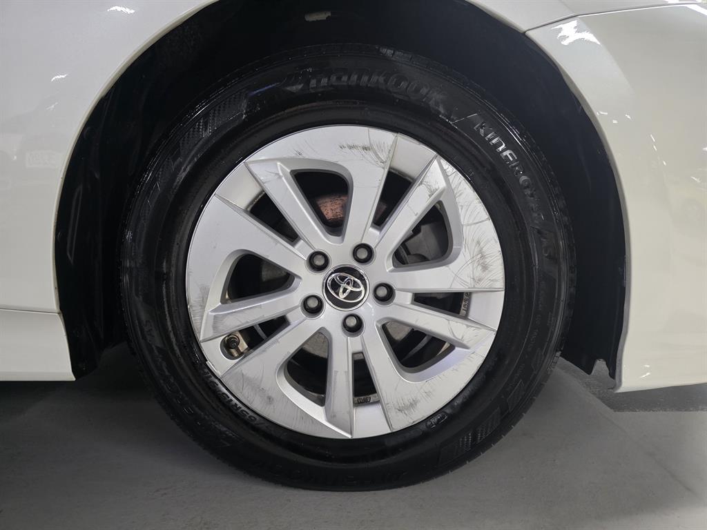 Toyota Prius 2017 Blanco - Importación desde Corea - HF Imports Iquique - Foto 19