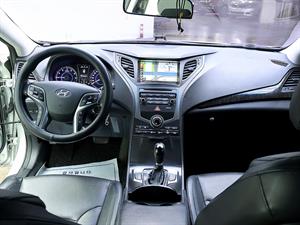 HYUNDAI Grandeur - Vista 10