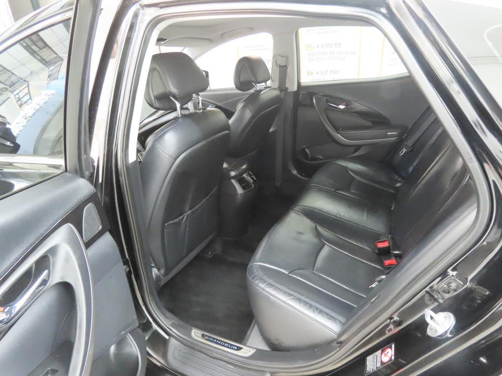 HYUNDAI Grandeur - Vista 6