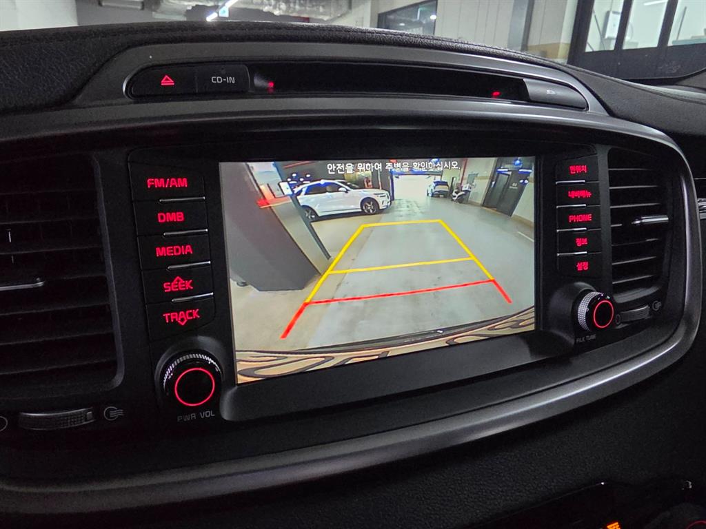 KIA Sorento - Vista 12