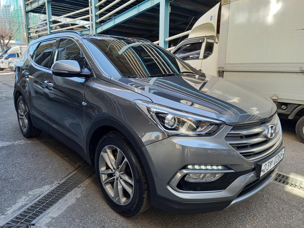 HYUNDAI Santa Fe - Vista 3