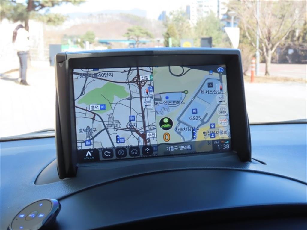 HYUNDAI Starex 2019 - Importación desde Corea - HF Imports Iquique - Foto 8