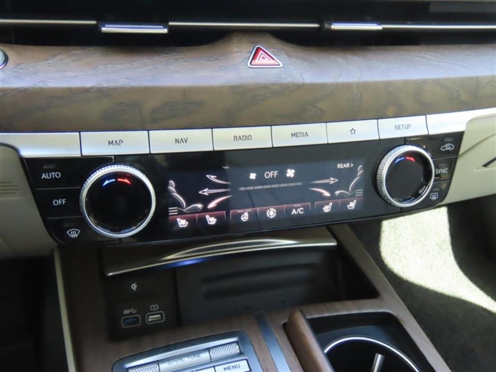 Genesis G80 2022 Blanco - Importación desde Corea - HF Imports Iquique - Foto 7