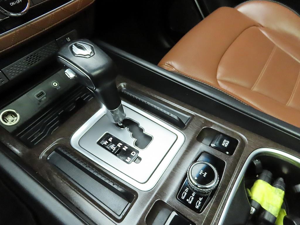 Ssangyong Rexton - Vista 10