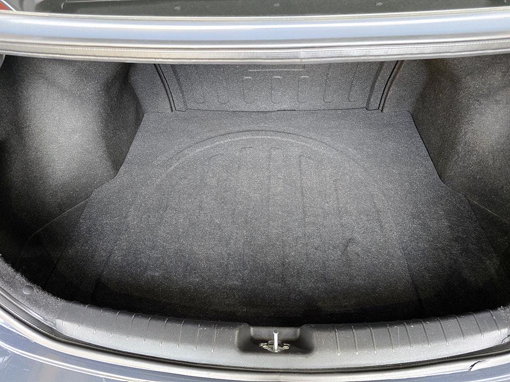 HYUNDAI Avante 2017 Gris - Importación desde Corea - HF Imports Iquique - Foto 16