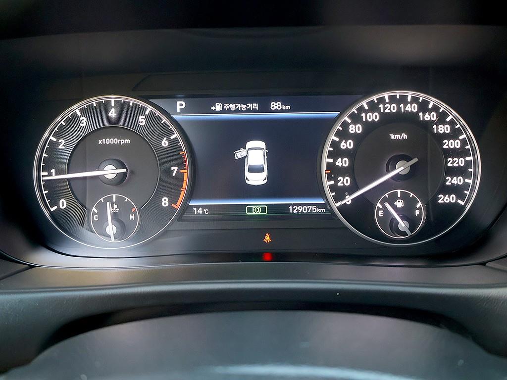 Genesis EQ900 - Vista 11