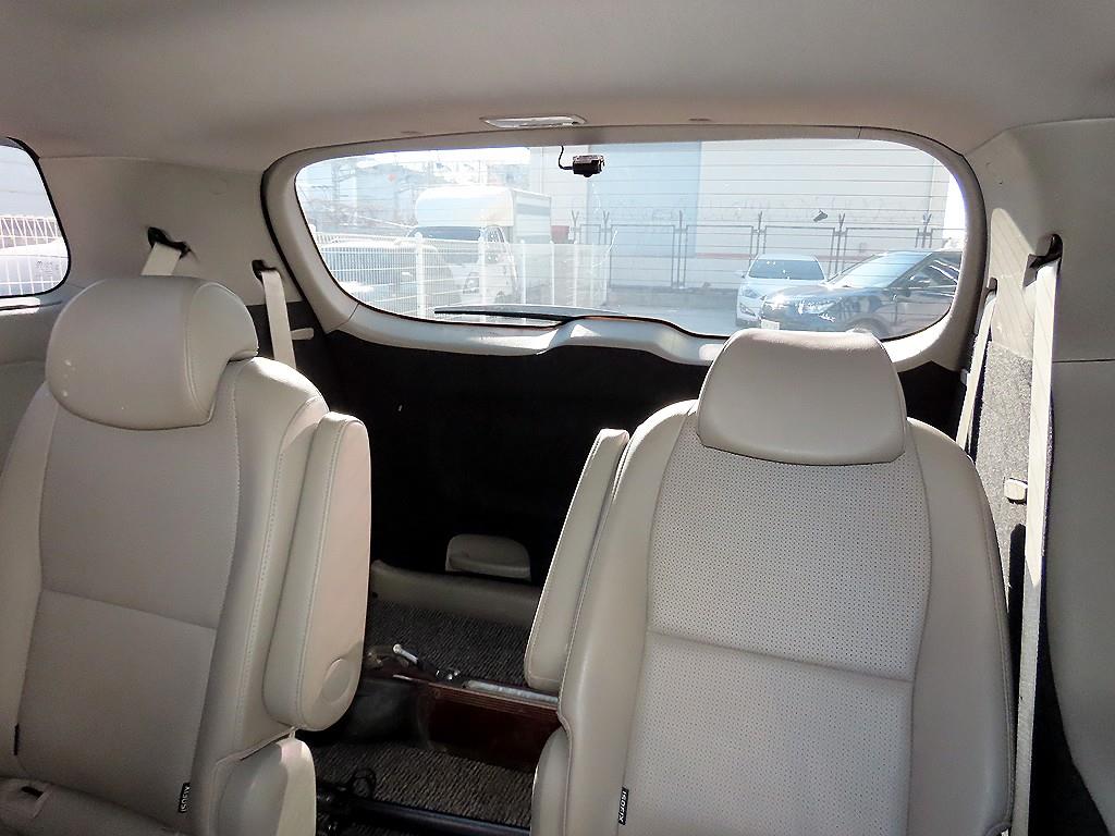 KIA Carnival - Vista 7