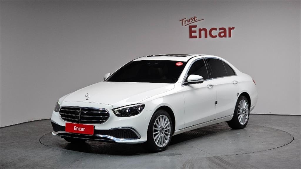 Mercedes Benz E class 2021 Blanco - Importación desde Corea - HF Imports Iquique - Foto 1