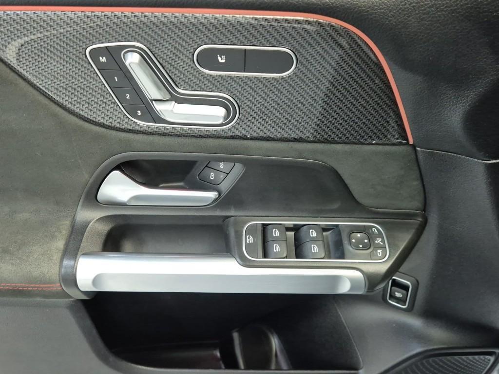 Mercedes Benz GLB Class 2021 Blanco - Importación desde Corea - HF Imports Iquique - Foto 18