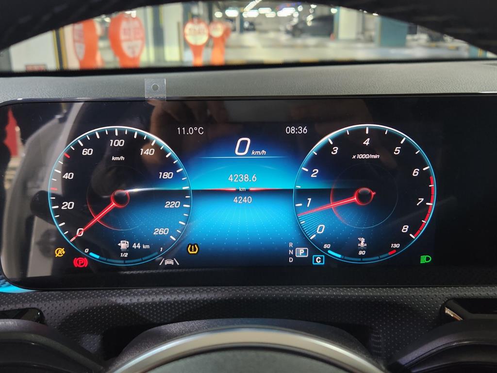 Mercedes Benz A Class - Vista 9