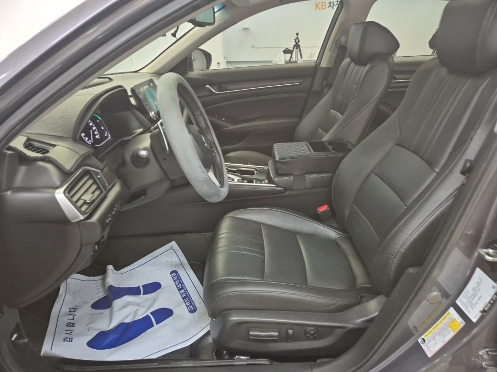 Honda Accord - Vista 11