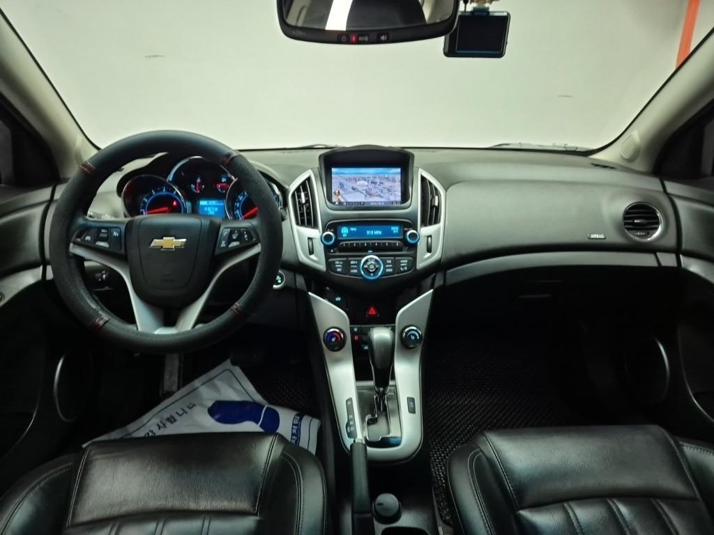 Chevrolet Cruise - Vista 7