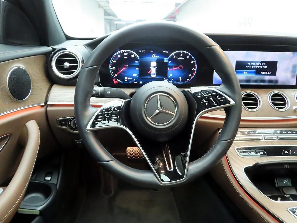 Mercedes Benz E class - Vista 7