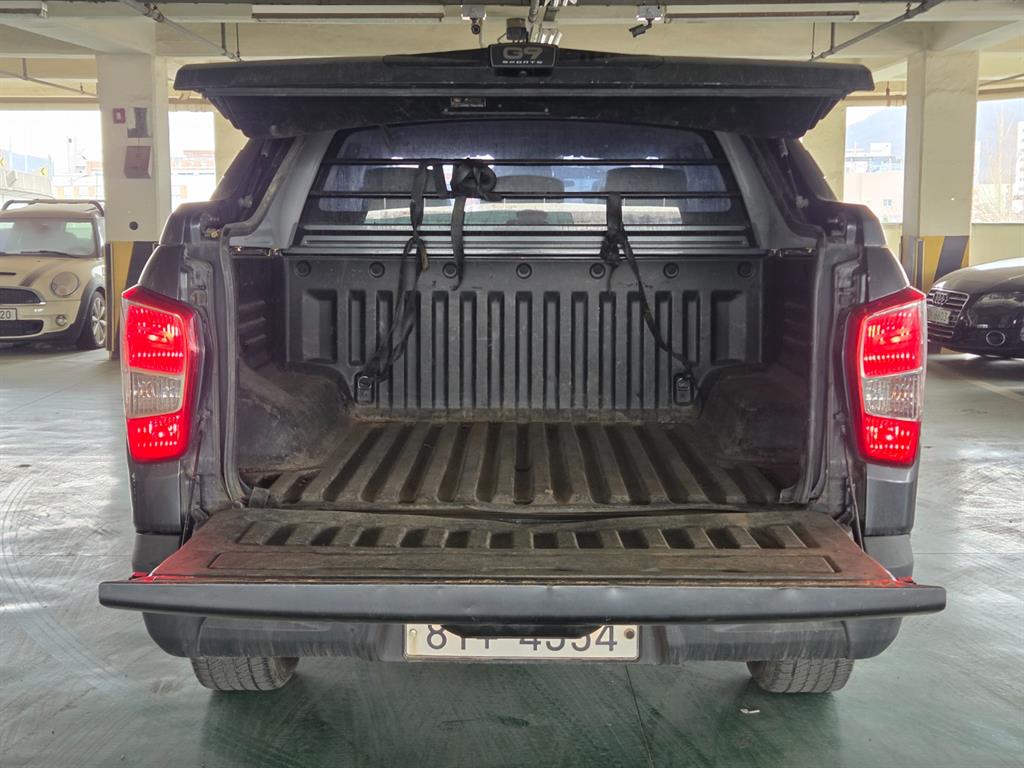 Ssangyong Rexton 2018 Gris - Importación desde Corea - HF Imports Iquique - Foto 19