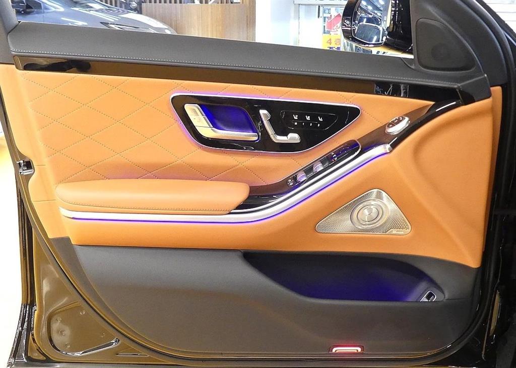 Mercedes Benz S Class - Vista 11