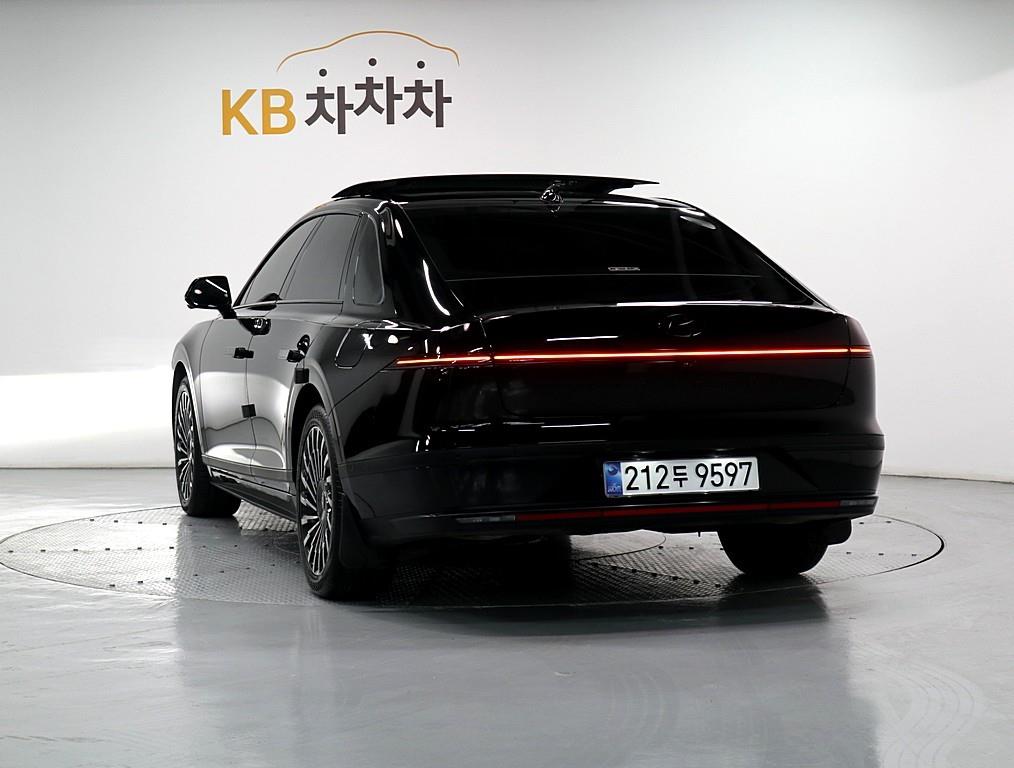 HYUNDAI Grandeur - Vista 4