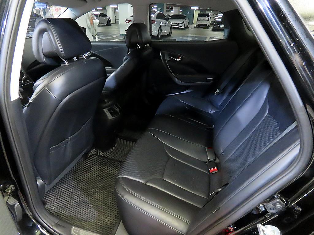 HYUNDAI Grandeur - Vista 7