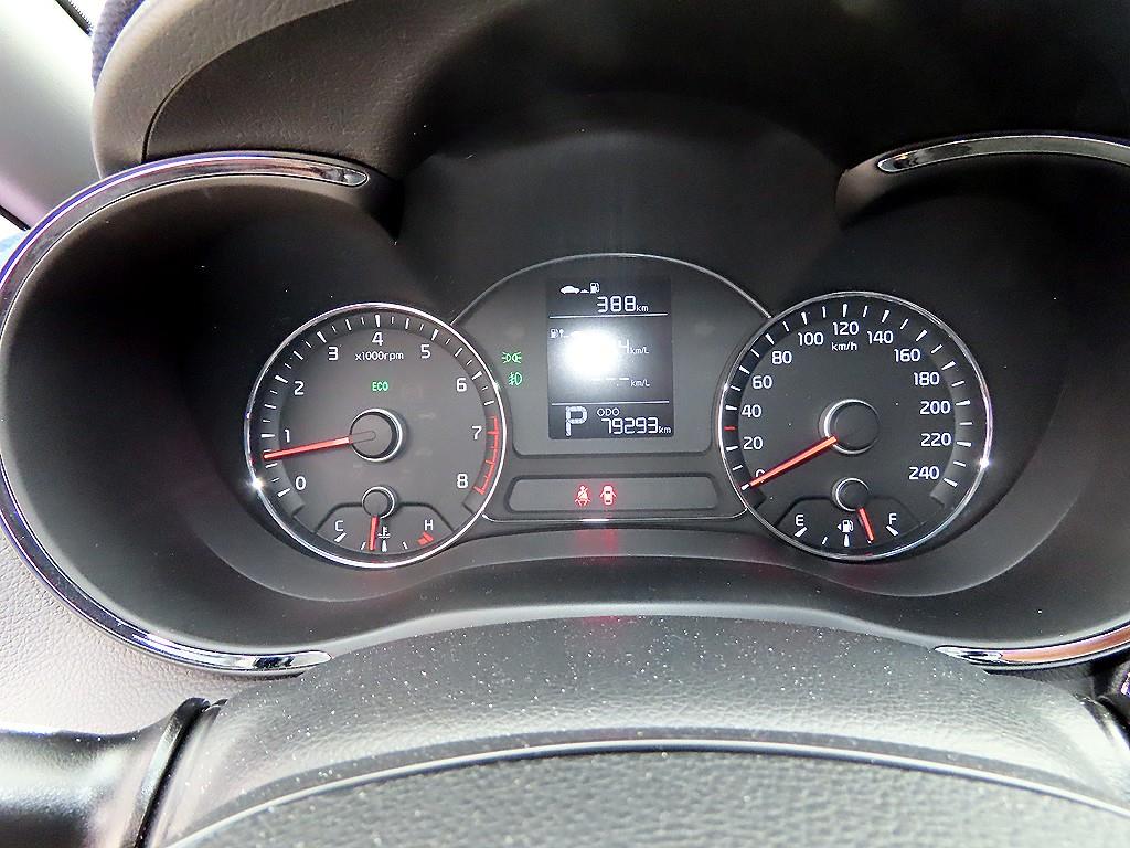 KIA K3 - Vista 9