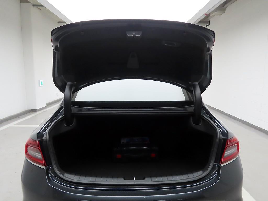 HYUNDAI Grandeur - Vista 5