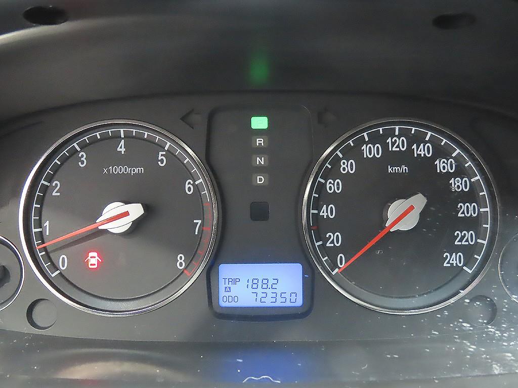 HYUNDAI Grandeur - Vista 11