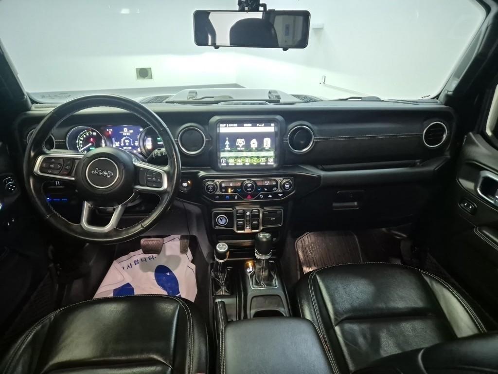 Jeep Wrangler - Vista 7