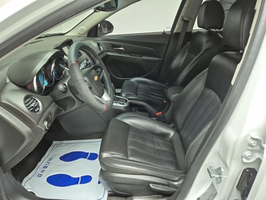 Chevrolet Cruise 2016 Blanco - Importación desde Corea - HF Imports Iquique - Foto 17