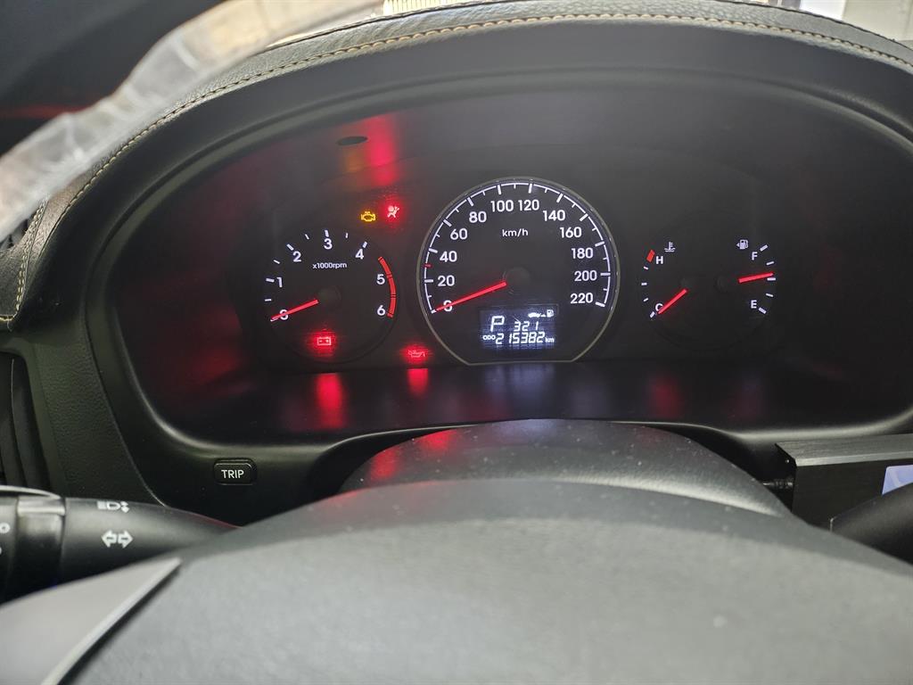 HYUNDAI Starex - Vista 11