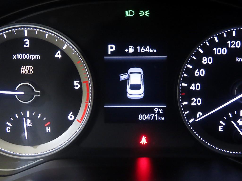 HYUNDAI Grandeur - Vista 9