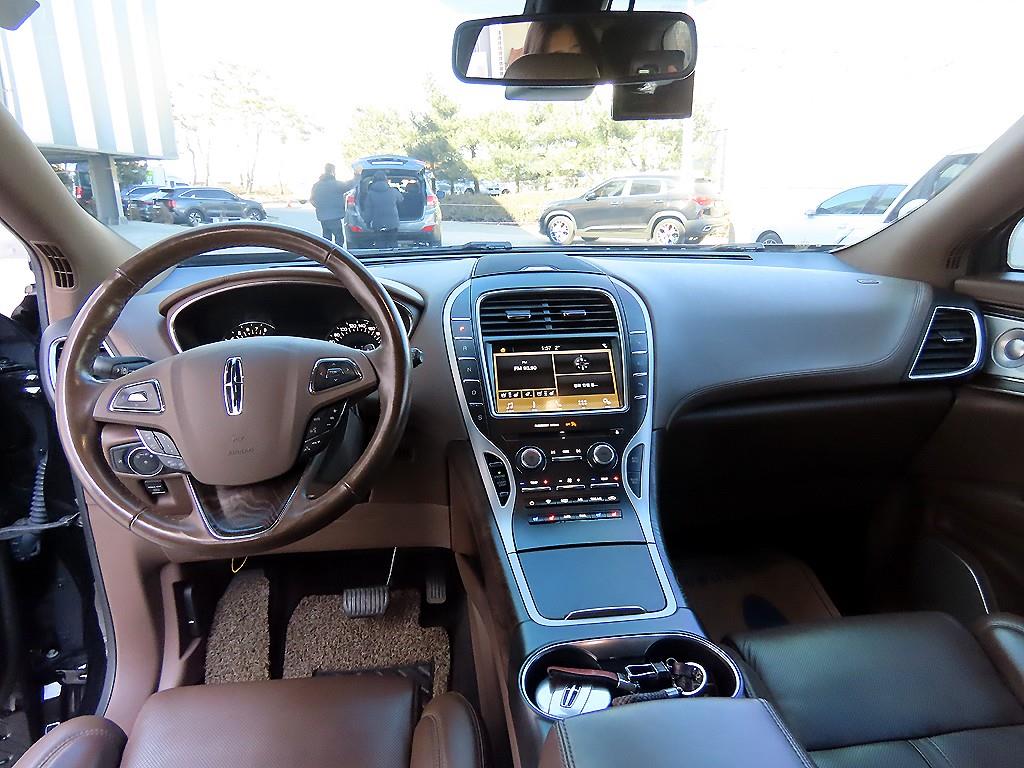 Lincoln MKX - Vista 7