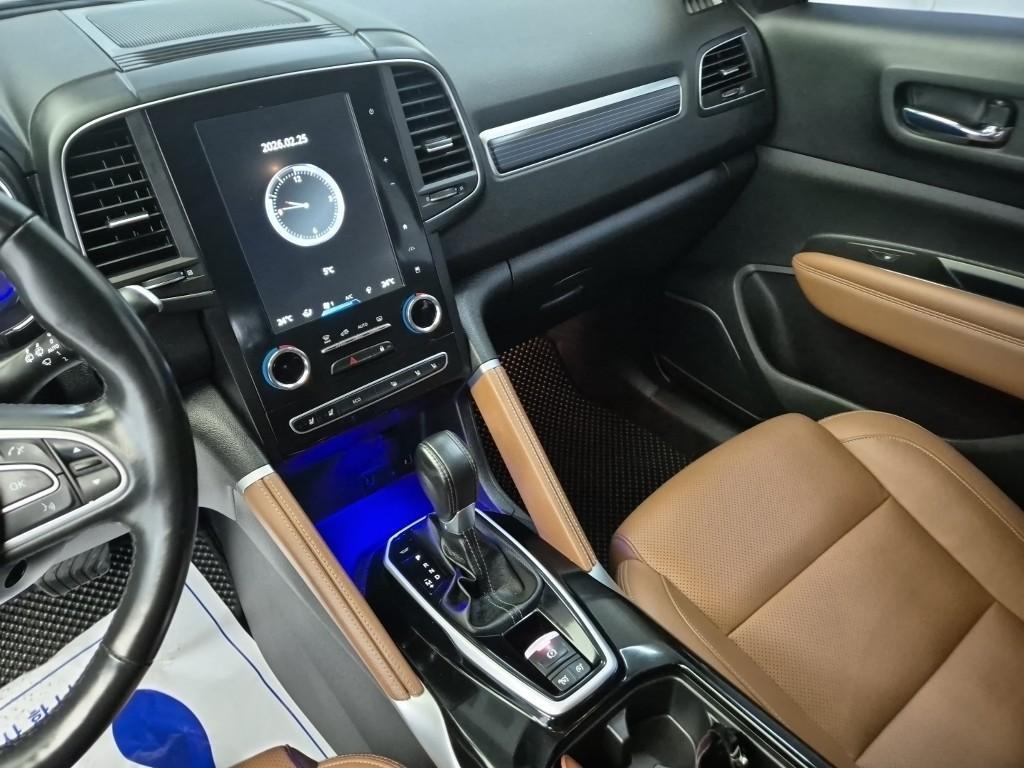 SAMSUNG QM6 - Vista 10