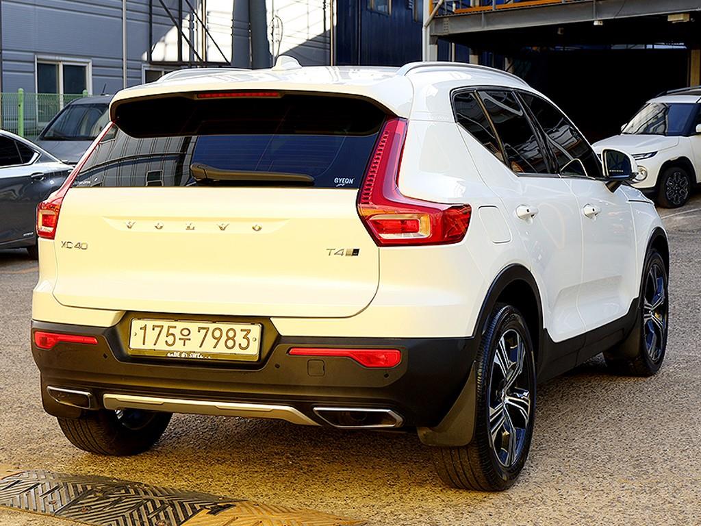 Volvo XC40 - Vista 7
