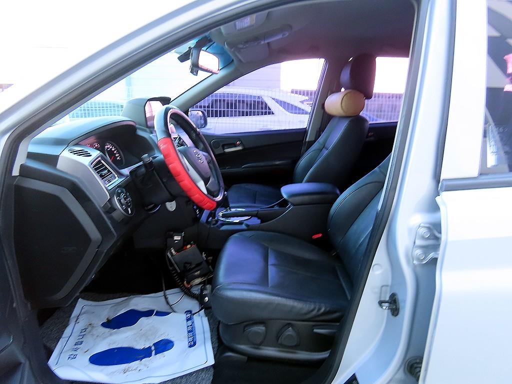 Ssangyong Korando - Vista 5