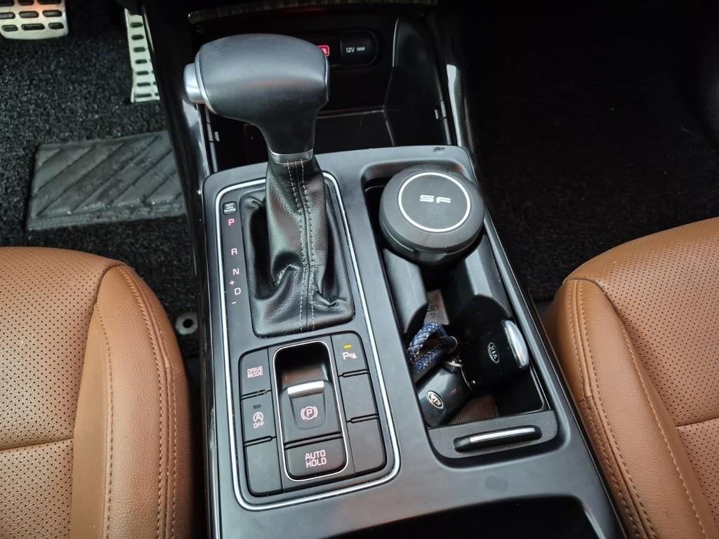 KIA Sorento - Vista 8